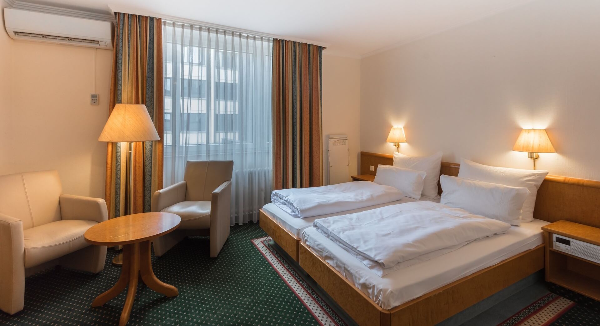 Helles Doppelzimmer im Belmont Classic